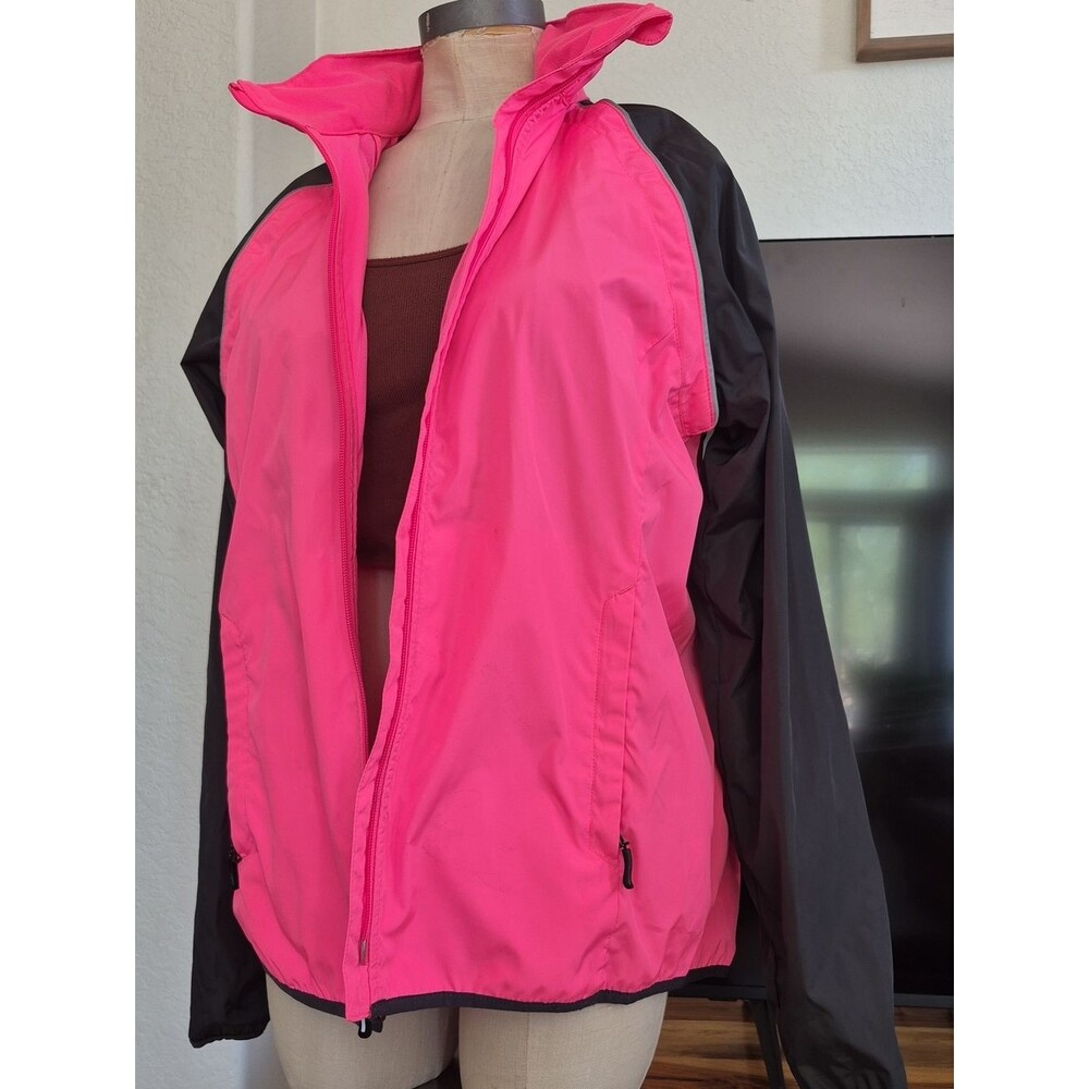 Lands End, The Outfitters Detachable Windbreaker w/Relective Trim & Back Pocket